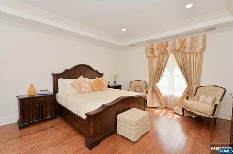 15 N Church Road Saddle River NJ 07458