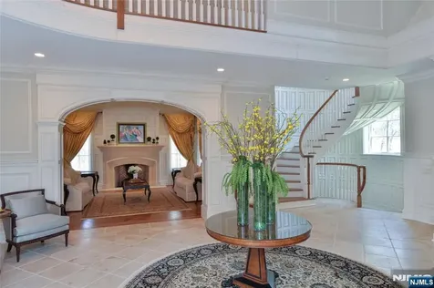 15 N Church Road Saddle River NJ 07458