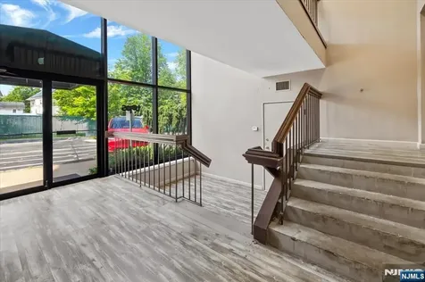 60 Pompton Avenue Verona NJ 07044