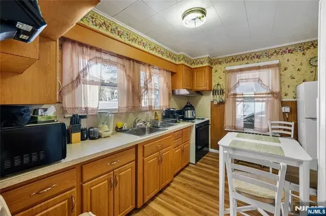 252 Duane Street Orange NJ 07050