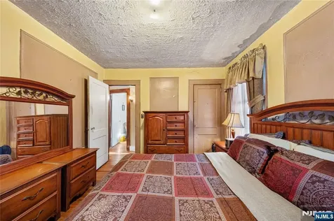 252 Duane Street Orange NJ 07050