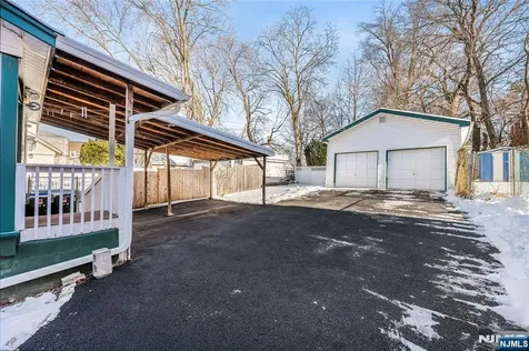 252 Duane Street Orange NJ 07050
