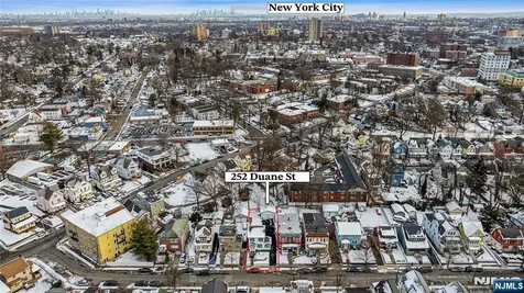 252 Duane Street Orange NJ 07050