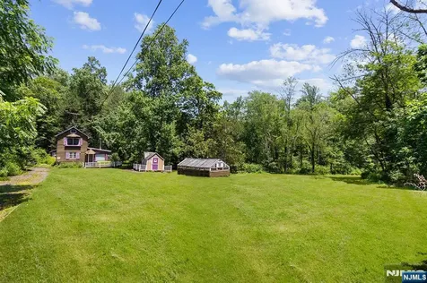 77 Voorhis Road Kinnelon Borough NJ 07035