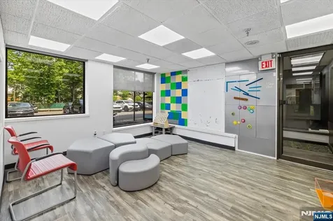 60 Pompton Avenue Verona NJ 07044