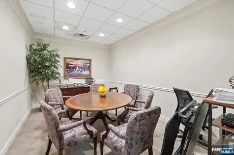 60 Pompton Avenue Verona NJ 07044