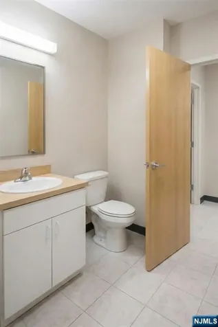 263 Washington Avenue Dumont NJ 07628
