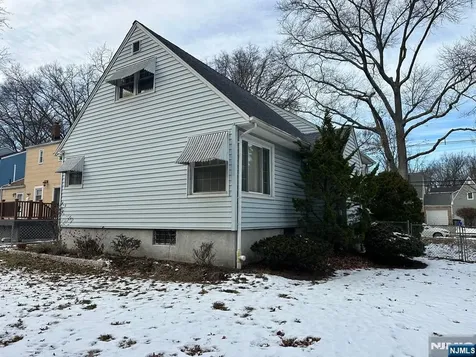 250 Stuyvesant Road Teaneck NJ 07666