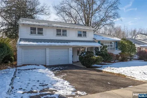 409 W Anderson Street Hackensack NJ 07601