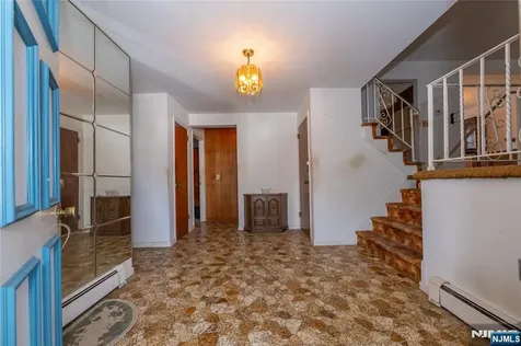 409 W Anderson Street Hackensack NJ 07601