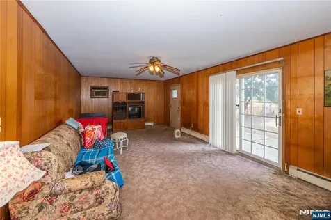 409 W Anderson Street Hackensack NJ 07601