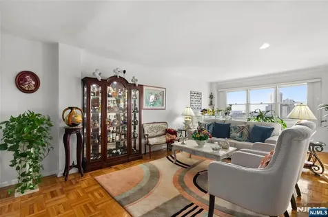 280 Prospect Hackensack NJ 07601