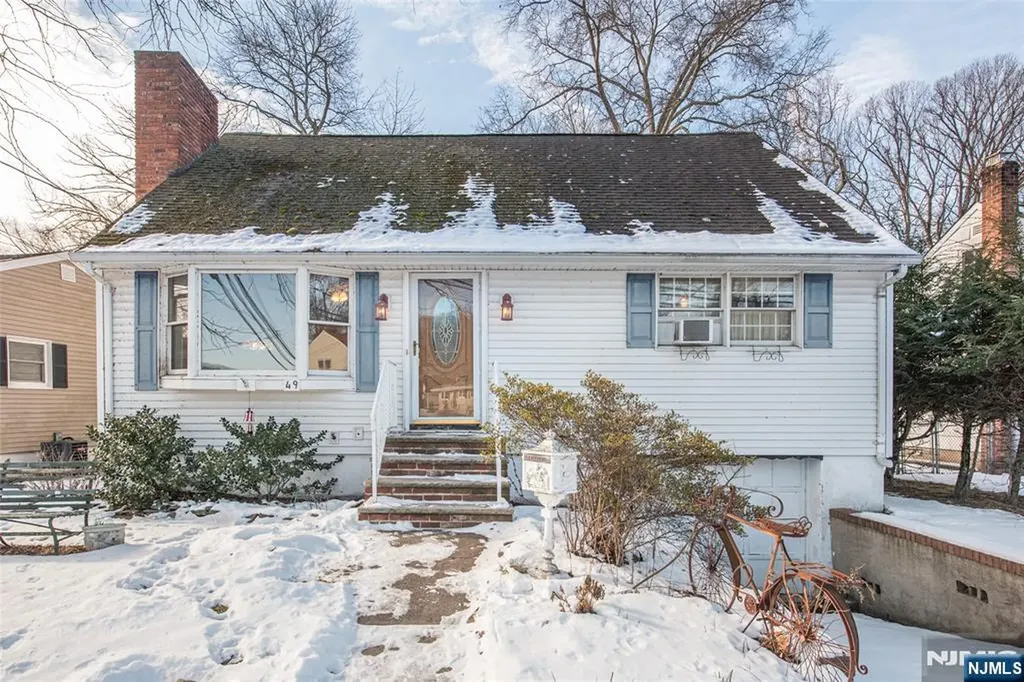 49 Skyline Lake Drive Ringwood NJ 07456