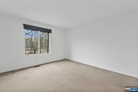 319 Gorge Road Cliffside Park NJ 07010