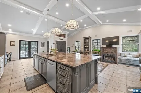 225 Hillside Avenue Nutley NJ 07110