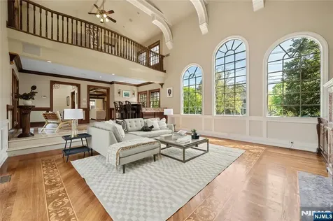 225 Hillside Avenue Nutley NJ 07110
