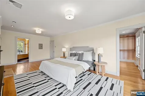 225 Hillside Avenue Nutley NJ 07110