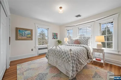 225 Hillside Avenue Nutley NJ 07110