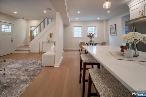 318 Park Avenue Nutley NJ 07110
