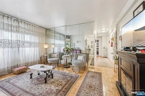 8811 Bergenline North Bergen NJ 07047