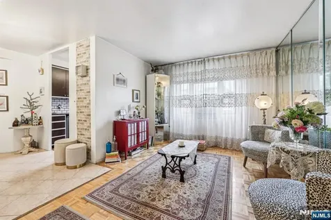 8811 Bergenline North Bergen NJ 07047