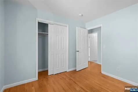 219-221 Clinton Place Newark NJ 07112