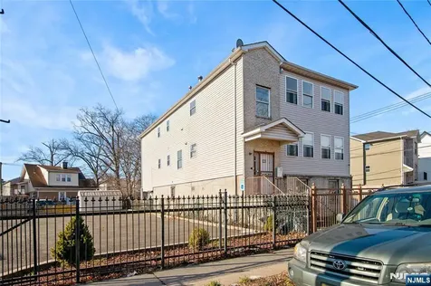 219-221 Clinton Place Newark NJ 07112
