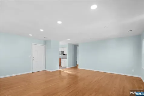 219-221 Clinton Place Newark NJ 07112