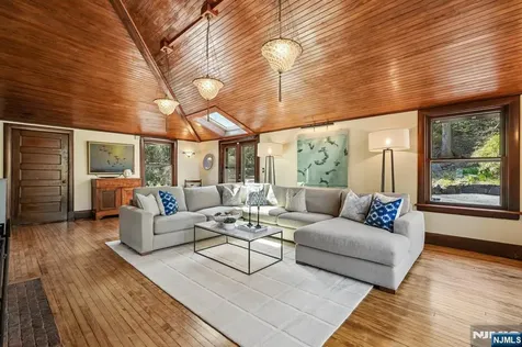 340 Highland Avenue Montclair NJ 07043
