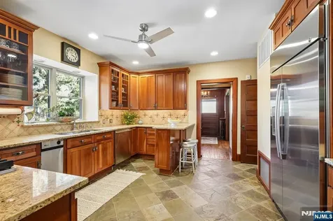 340 Highland Avenue Montclair NJ 07043