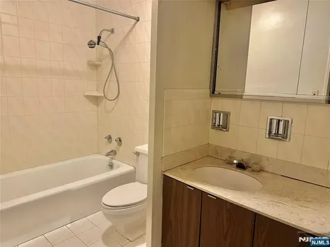 6 Horizon Road Fort Lee NJ 07024