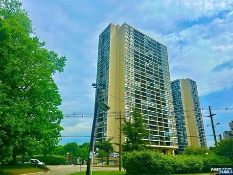 6 Horizon Road Fort Lee NJ 07024