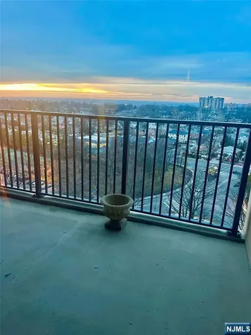 6 Horizon Road Fort Lee NJ 07024
