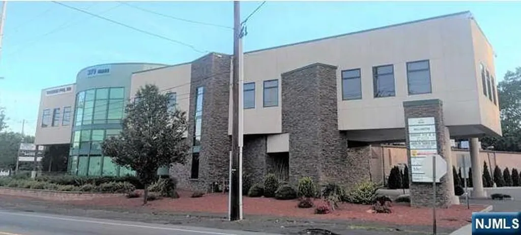 379 Main Avenue Wallington NJ 07057