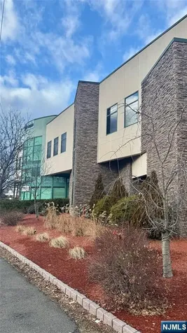 379 Main Avenue Wallington NJ 07057