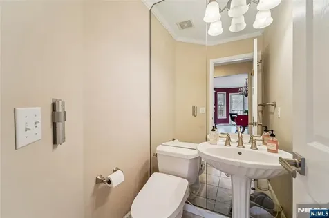 185 Summit Avenue Pompton Lakes NJ 07442