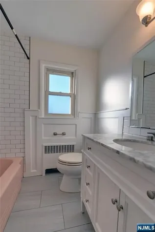 255 Bogert River Edge NJ 07661