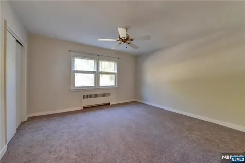 255 Bogert River Edge NJ 07661