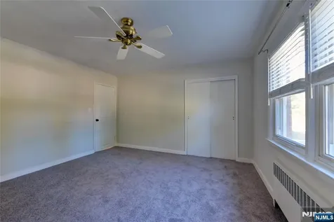 255 Bogert River Edge NJ 07661