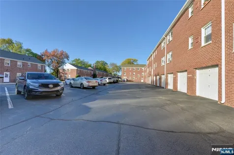 255 Bogert River Edge NJ 07661