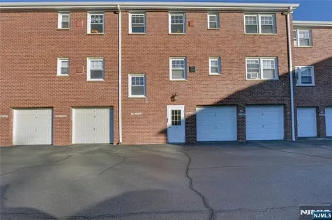 255 Bogert River Edge NJ 07661