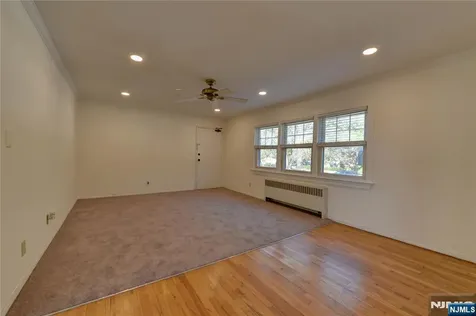255 Bogert River Edge NJ 07661