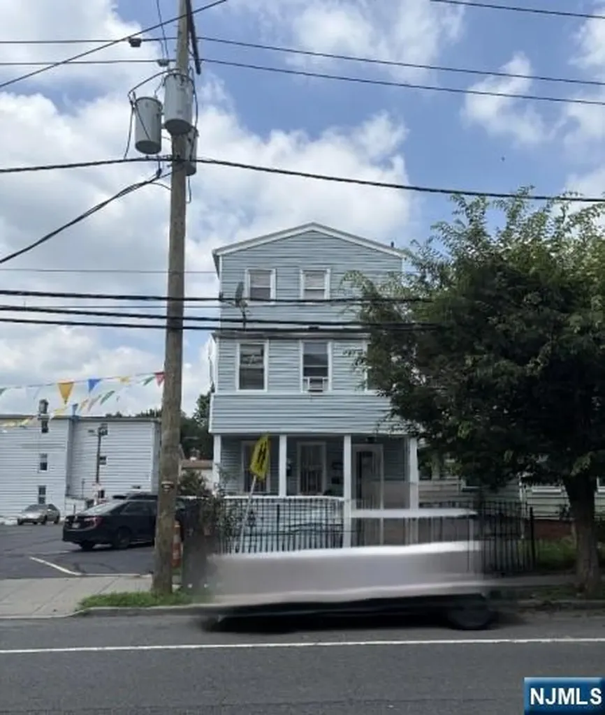 669 Scotland Road Orange NJ 07050
