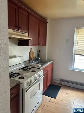 669 Scotland Road Orange NJ 07050
