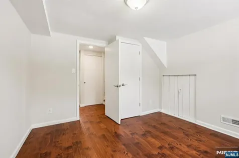 4 Lockwood Lane Closter NJ 07624