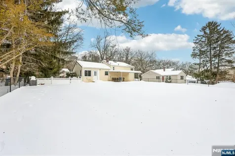 4 Lockwood Lane Closter NJ 07624