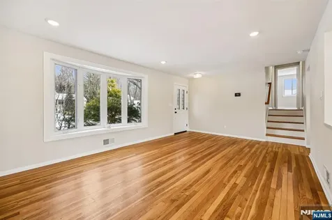 4 Lockwood Lane Closter NJ 07624