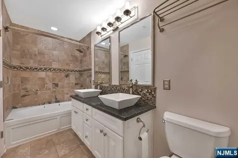 241 Brower Court West New York NJ 07093