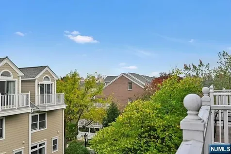 241 Brower Court West New York NJ 07093