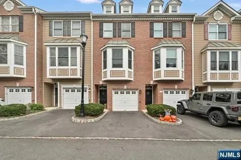 241 Brower Court West New York NJ 07093